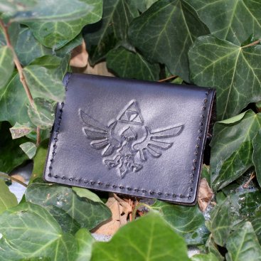 Triforce Trifold – Black